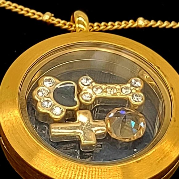 Origami Owl Jewelry - Origami Owl gold-tone locket w/4 charms, 18"